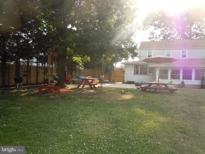 1115 Salem Road Burlington, NJ 08016 - Photo 22 of 24 Back Yard