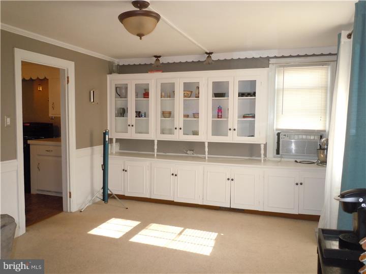 1115 Salem Road Burlington, NJ 08016 - Photo 4 of 24 Dining Room