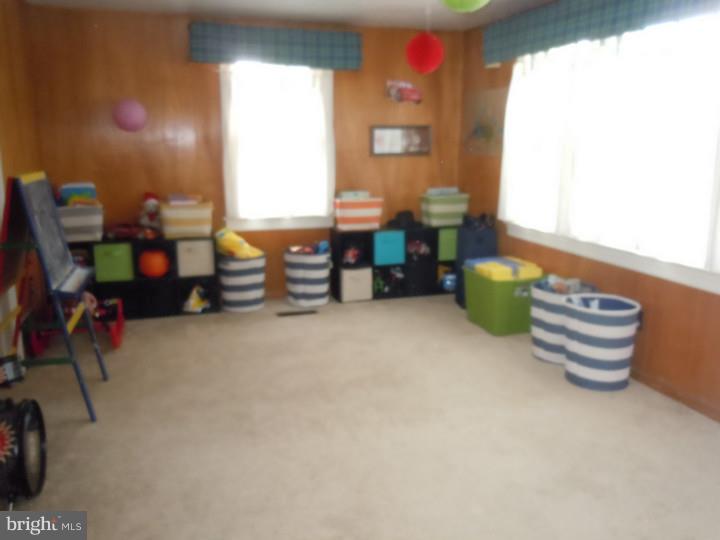 1115 Salem Road Burlington, NJ 08016 - Photo 9 of 24 Den