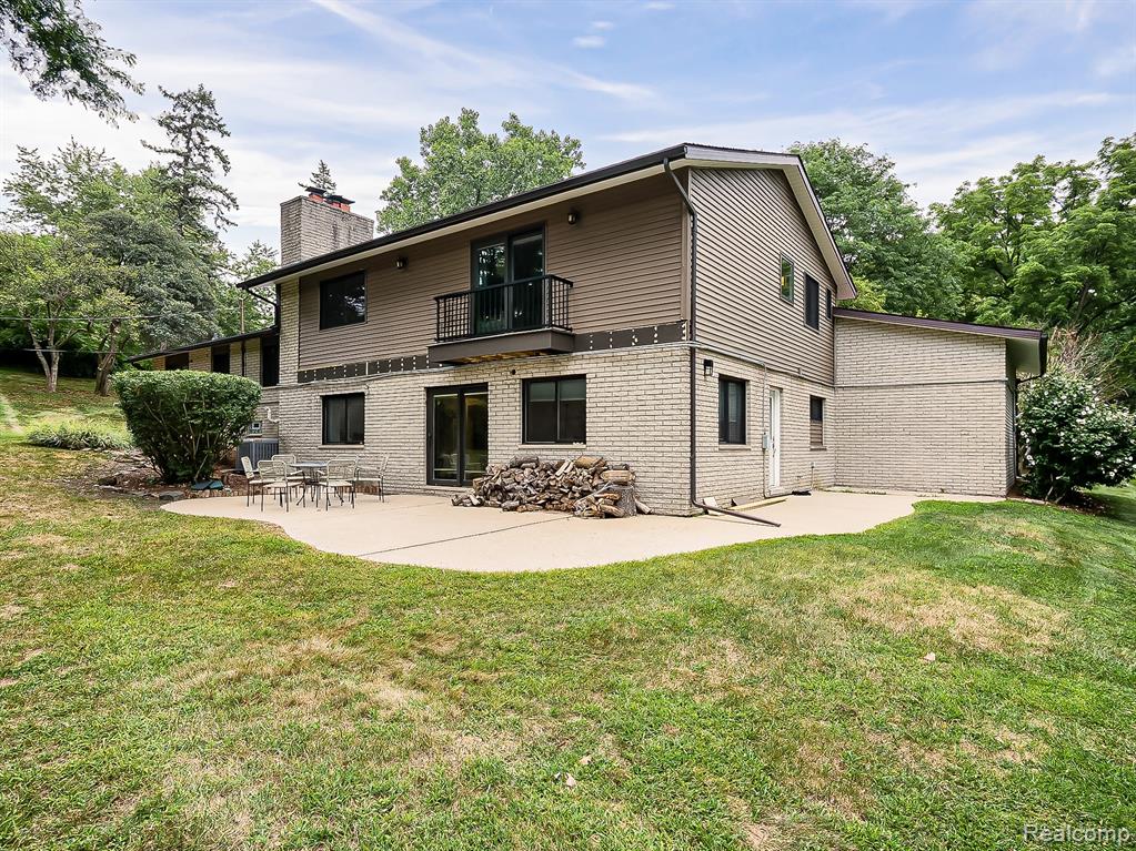 1021 Dowling Road Bloomfield Hills, MI 48304 - Photo 48 of 58 Gallery Image 48