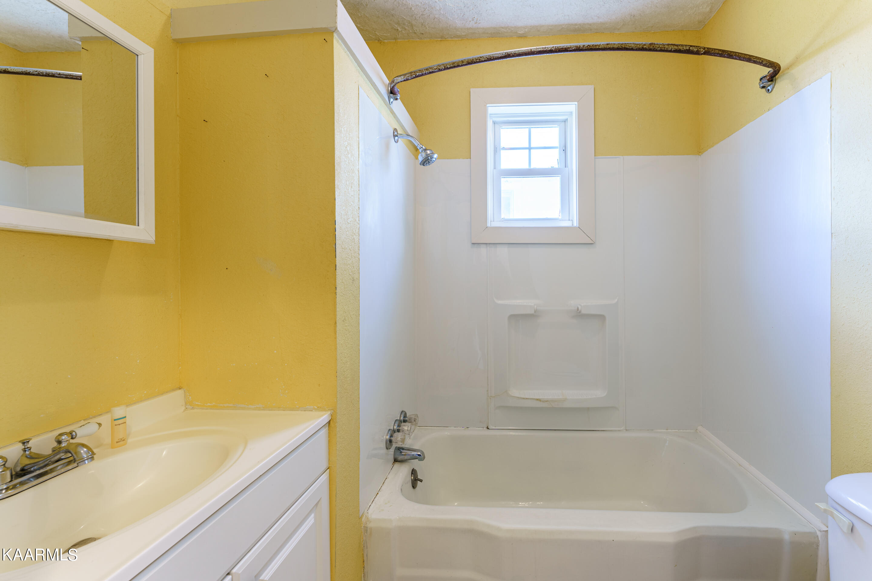 1610 Cecil Avenue, Knoxville, TN 37917 Compass