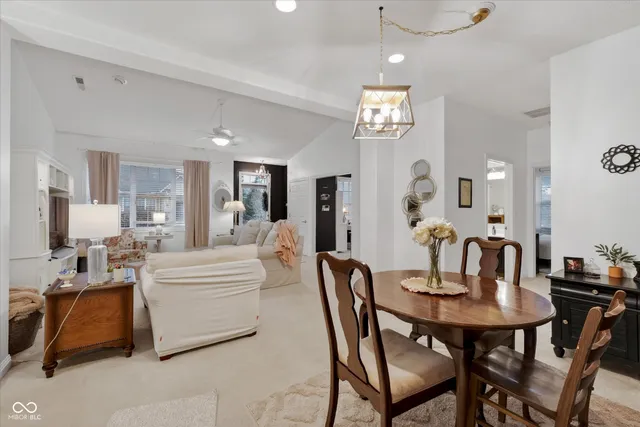 $263,900 | 6872 Park Square Drive, Unit D, Avon, IN 46123