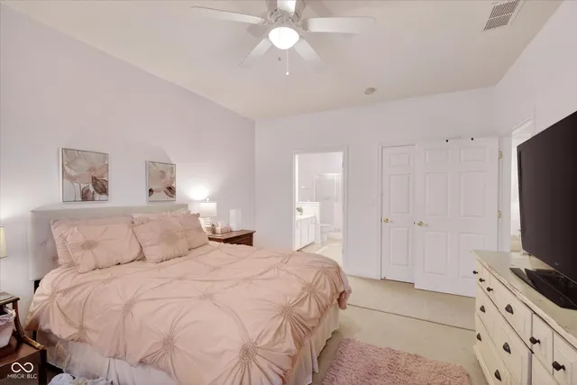 $263,900 | 6872 Park Square Drive, Unit D, Avon, IN 46123