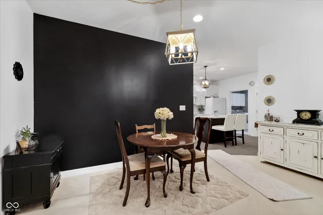 $263,900 | 6872 Park Square Drive, Unit D, Avon, IN 46123