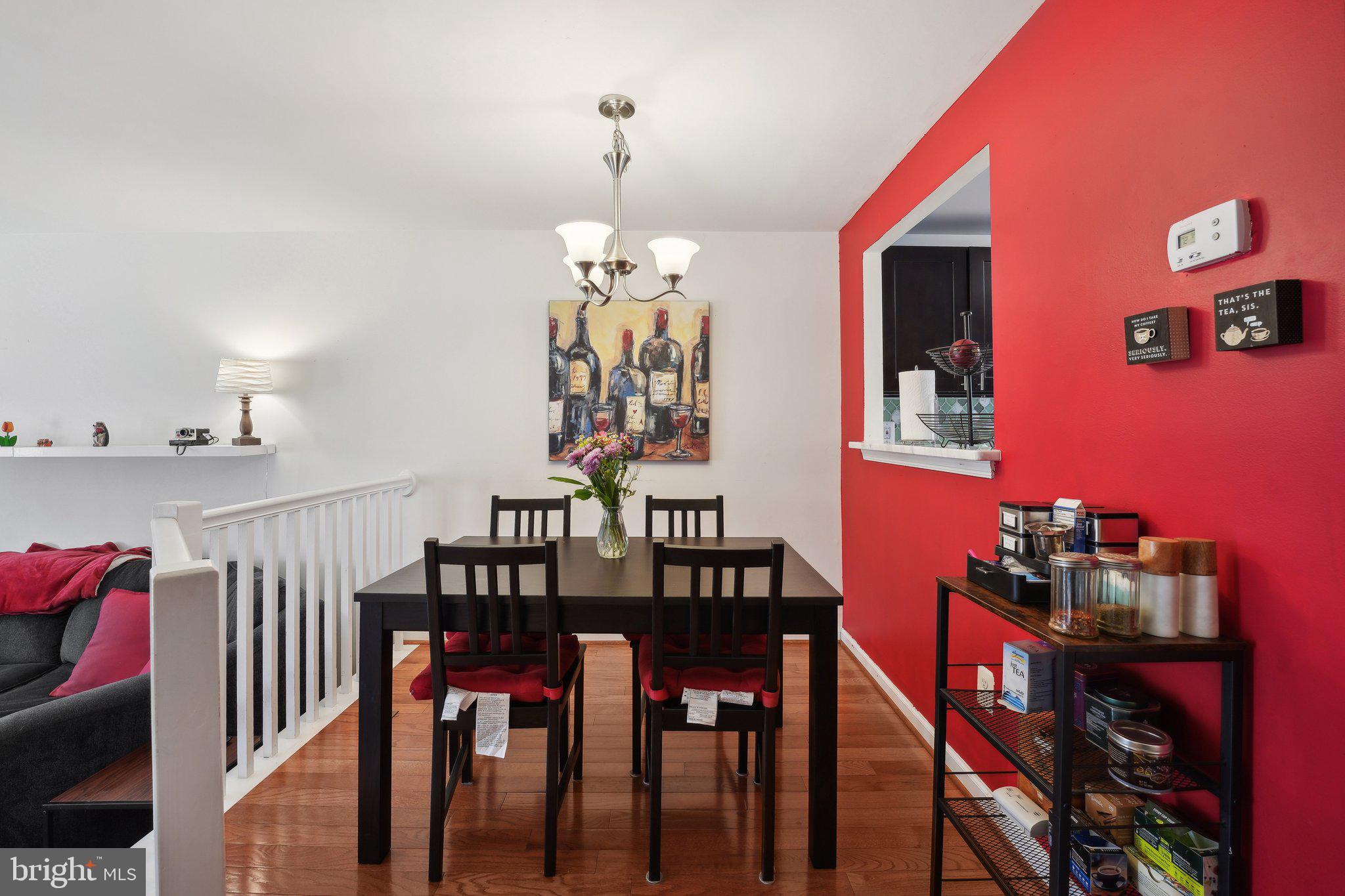 5905 Sir Cambridge Way Alexandria, VA 22315 - Photo 5 of 31