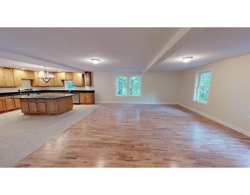 561 Black Brook Road Goffstown, NH 03045 - Photo 11 of 36