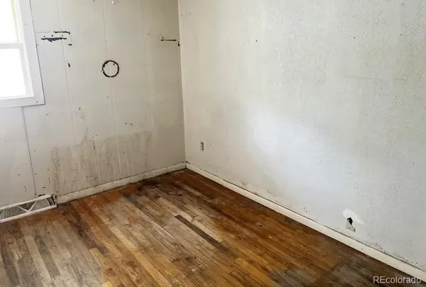 $112,000 | 320 Nana Lou Street, Avondale, CO 81022