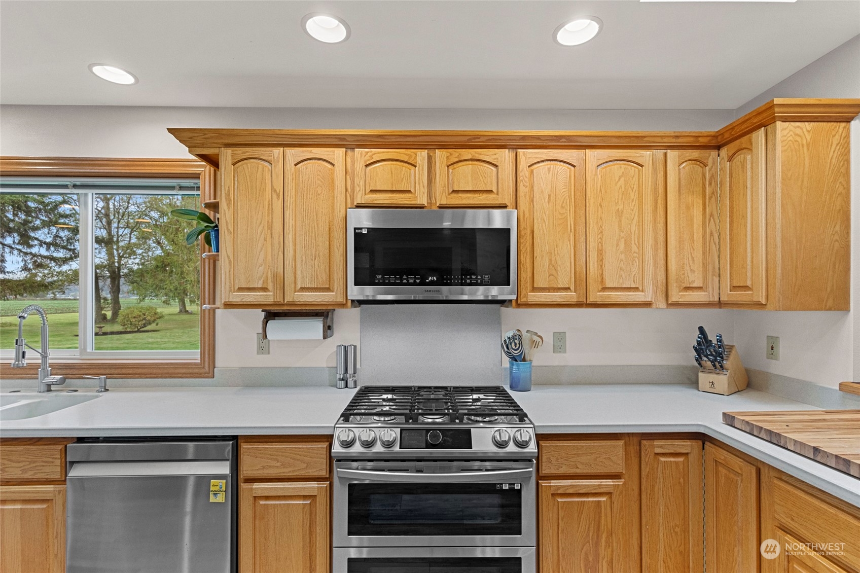 21627 Ratchford Road Sedro-Woolley, WA 98284 - Photo 14 of 40 Gallery Image 14