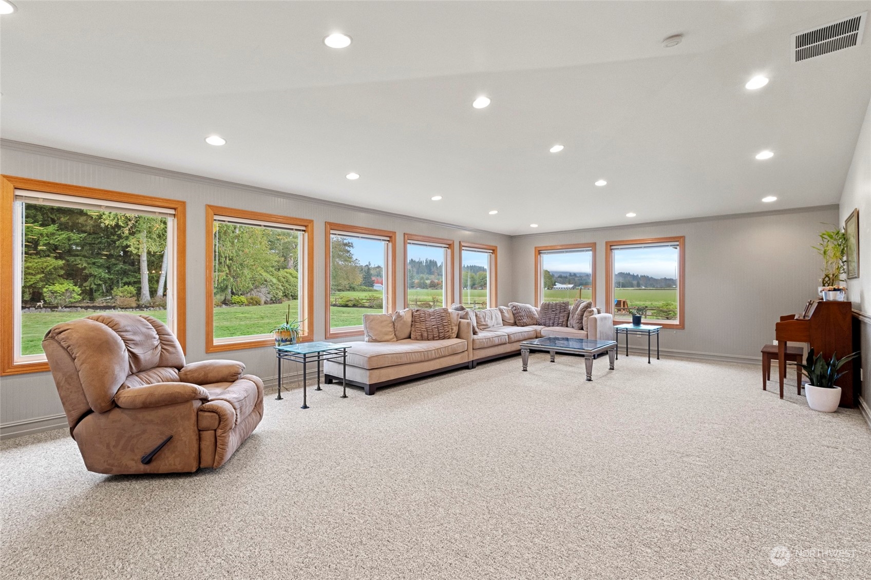 21627 Ratchford Road Sedro-Woolley, WA 98284 - Photo 5 of 40 Gallery Image 5
