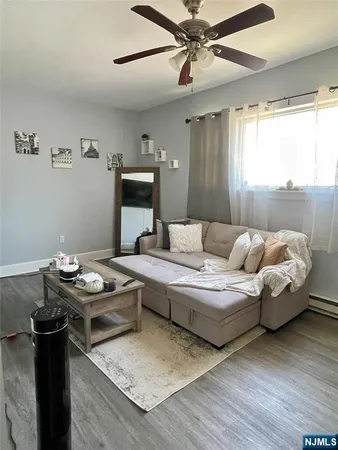 $1,800 | 82-84 Maple Avenue, Wallington, NJ 07057