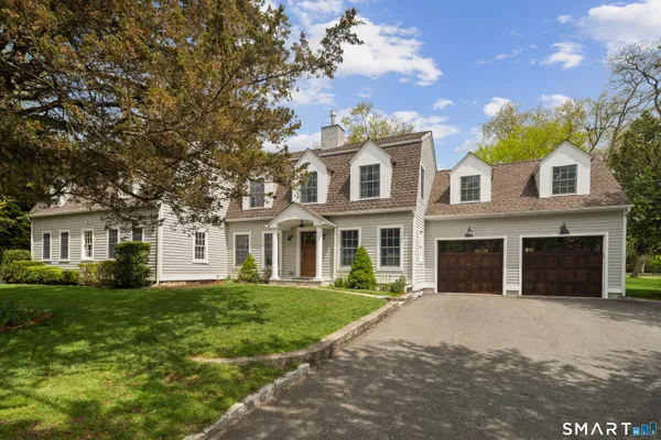 $2,700,000 | 28 Bulkley Avenue North, Westport, CT 06880