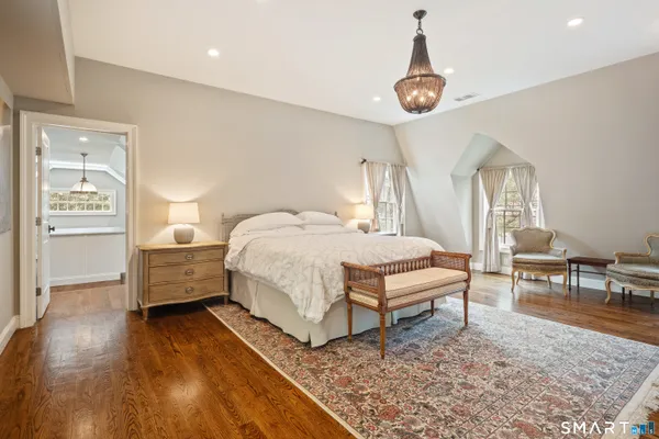$2,700,000 | 28 Bulkley Avenue North, Westport, CT 06880