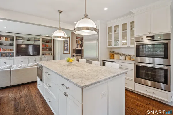 $2,700,000 | 28 Bulkley Avenue North, Westport, CT 06880