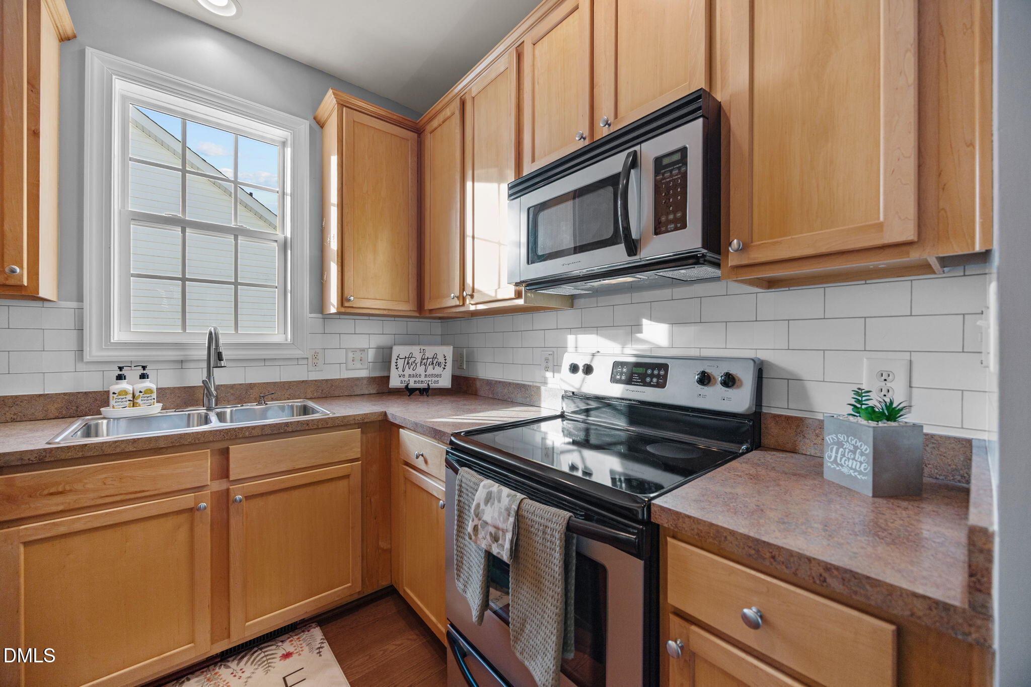 1608 Old Sexton Road Fuquay-Varina, NC 27526 - Photo 19 of 28 Kitchen