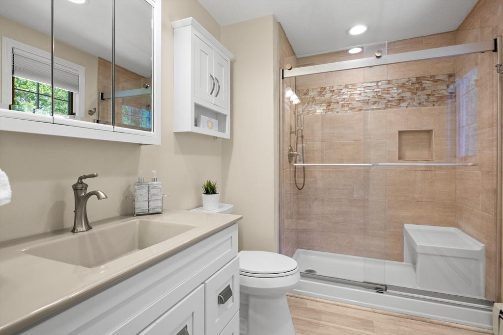 13 Mills Point, Unit 13 Middleton, MA 01949 - Photo 15 of 42