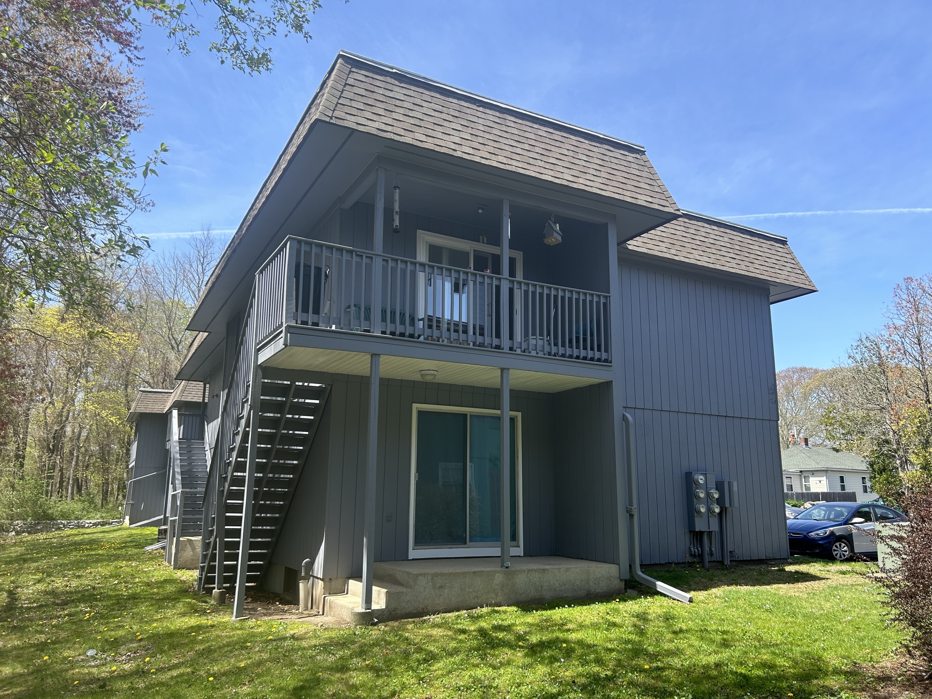 55 Virginia Avenue, Unit C Groton, CT 06340 - Photo 4 of 28