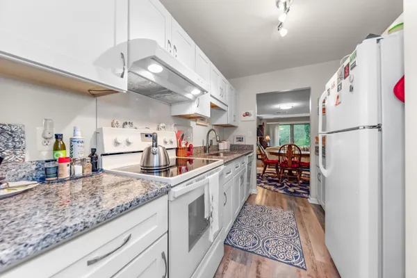 $299,900 | 618 Watersedge Drive, Ann Arbor, MI 48105