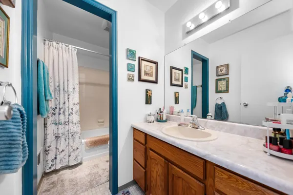 $299,900 | 618 Watersedge Drive, Ann Arbor, MI 48105