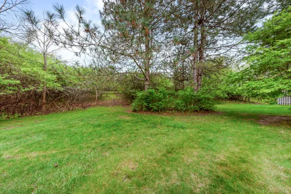 $299,900 | 618 Watersedge Drive, Ann Arbor, MI 48105
