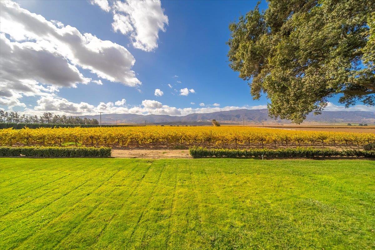 38280 Arroyo Seco Road Soledad, CA 93960 - Photo 3 of 41 a view of an ocean and beach