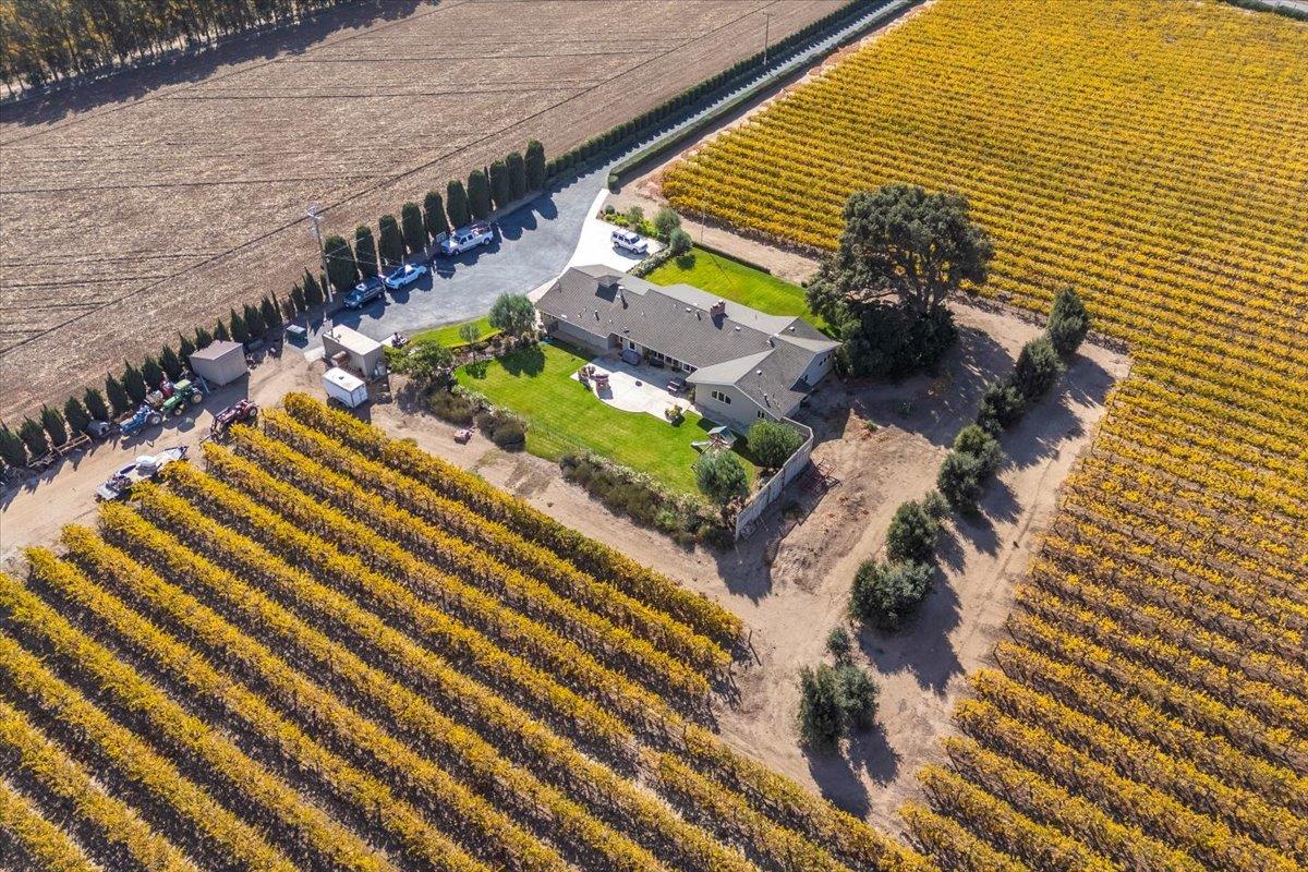 38280 Arroyo Seco Road Soledad, CA 93960 - Photo 40 of 41