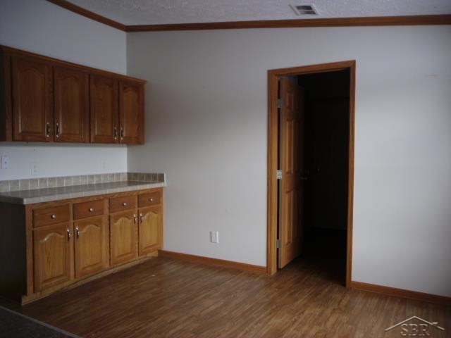 848 West Stewart Road Midland, MI 48640 - Photo 11 of 25 31230926-10.JPG