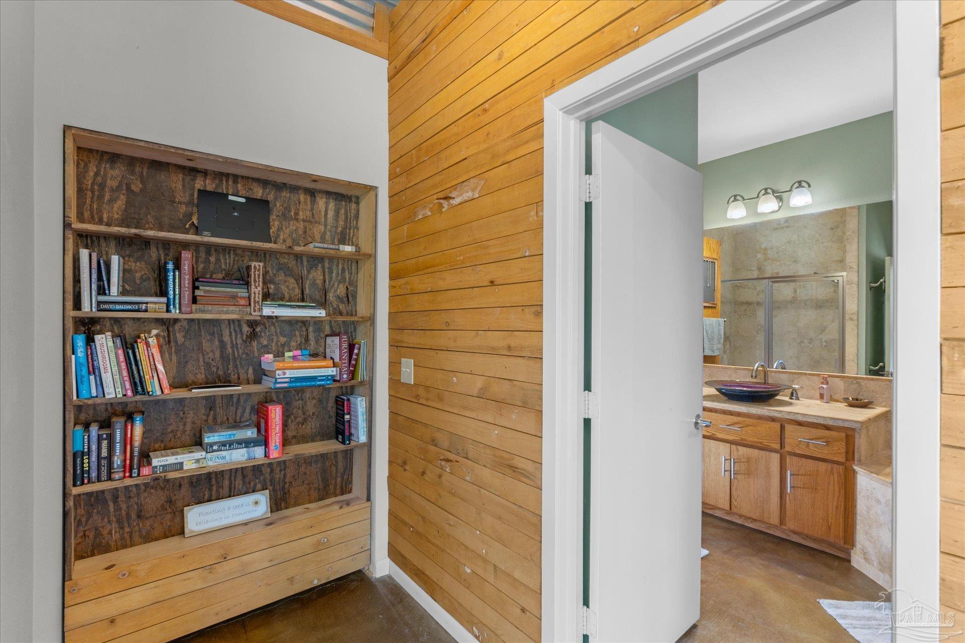 4394 Crabtree Church Road Molino, FL 32577 - Photo 28 of 70 a view of cabinets and window