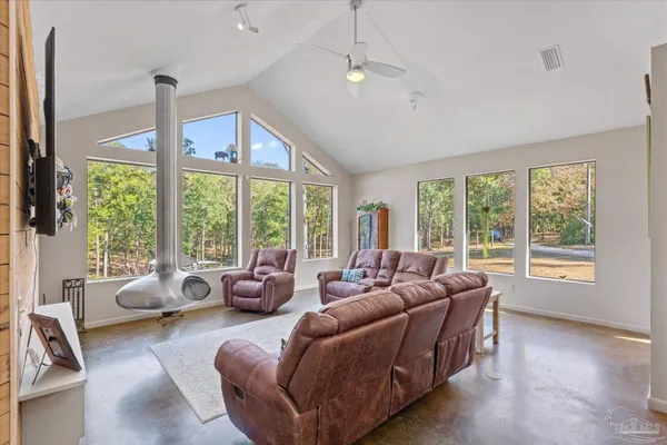 $468,000 | 4394 Crabtree Church Road, Molino, FL 32577