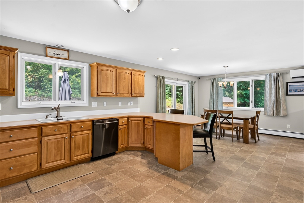 170 Queen Lake Road Phillipston, MA 01331 - Photo 2 of 42 Gallery Image 2