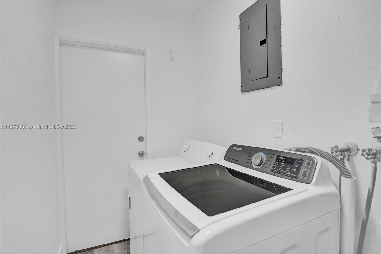6842 Northwest 13th Street Plantation, FL 33313 - Photo 20 of 33
