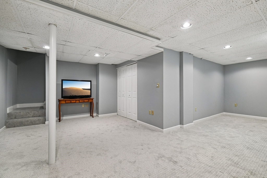 117 Stone Ridge Road, Unit 117 Franklin, MA 02038 - Photo 29 of 36 Gallery Image 29