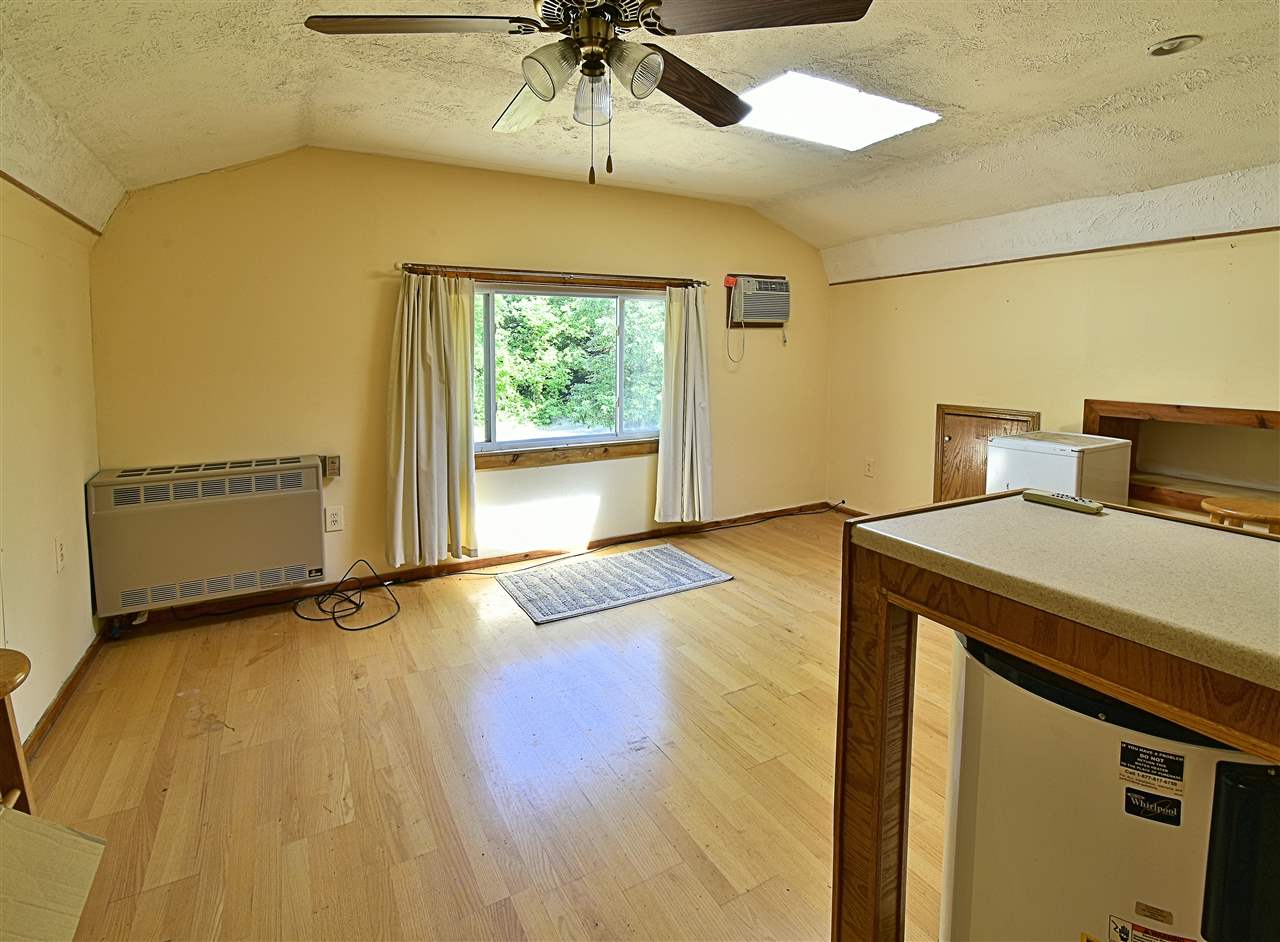 3286 Paradise Road Kingsley, MI 49649 - Photo 14 of 19 1864480-13.JPG