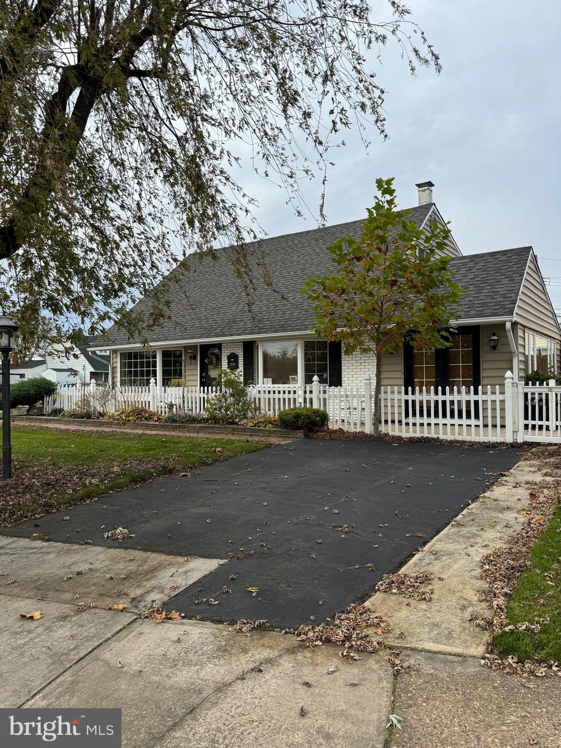 2824 Norcom Road Philadelphia, PA 19154 - Photo 1 of 5 Gallery Image 1