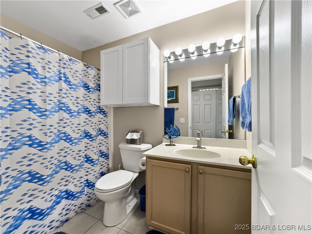 133 Cedar Glen Court, Unit 3D Camdenton, MO 65020 - Photo 14 of 46 Master bath