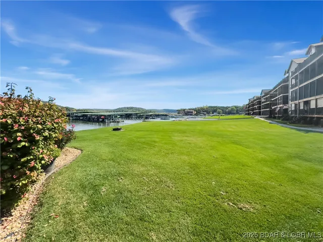 $335,000 | 133 Cedar Glen Court, Unit 3D, Camdenton, MO 65020