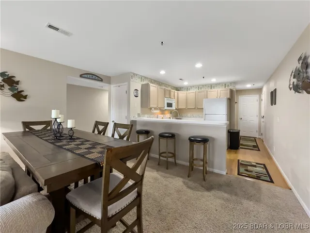 $335,000 | 133 Cedar Glen Court, Unit 3D, Camdenton, MO 65020