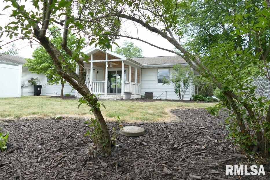 411 Brookcrest Drive Washington, IL 61571 - Photo 24 of 27