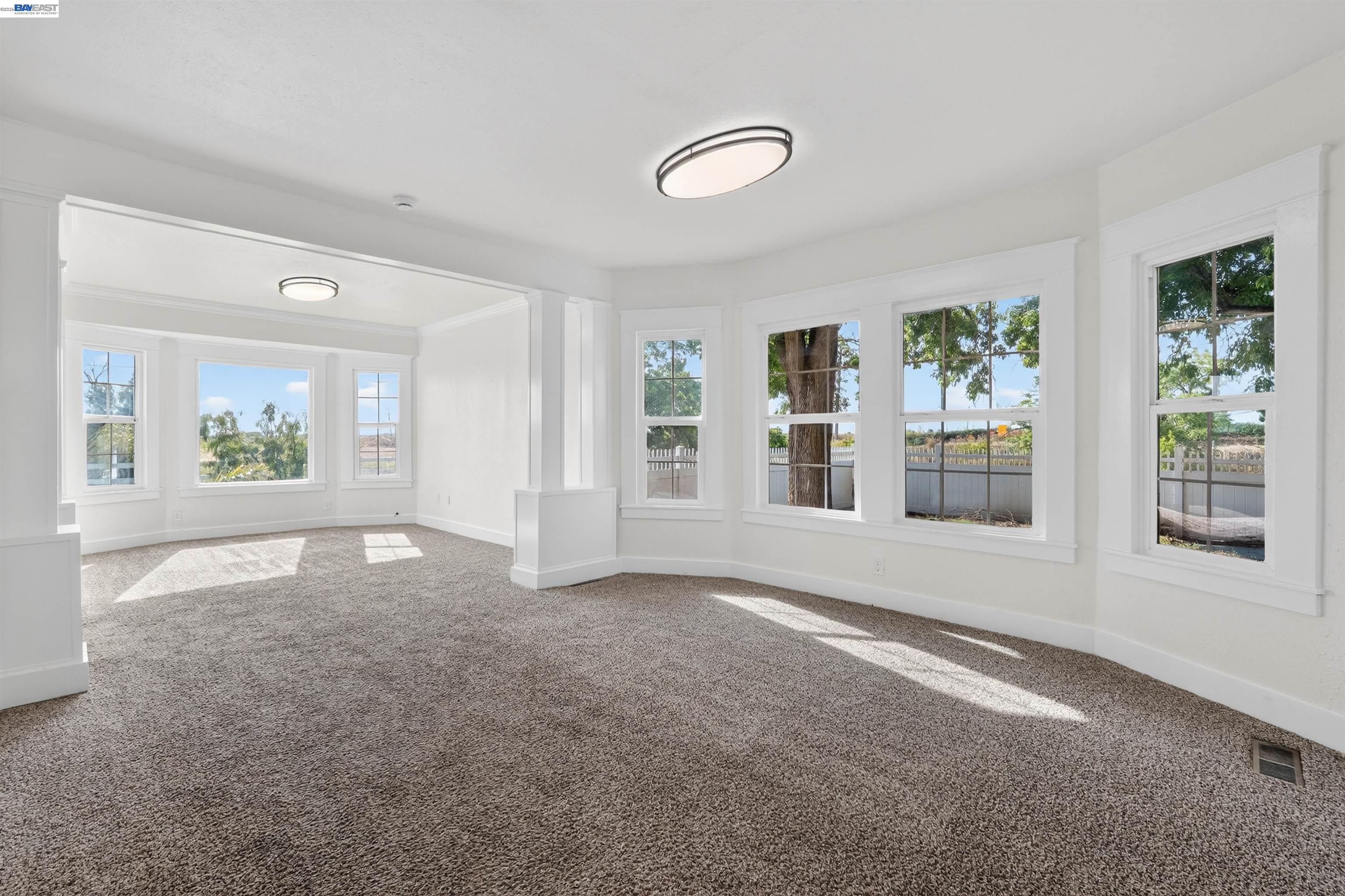 3015 Point Pleasant Road Elk Grove, CA 95757 - Photo 5 of 32