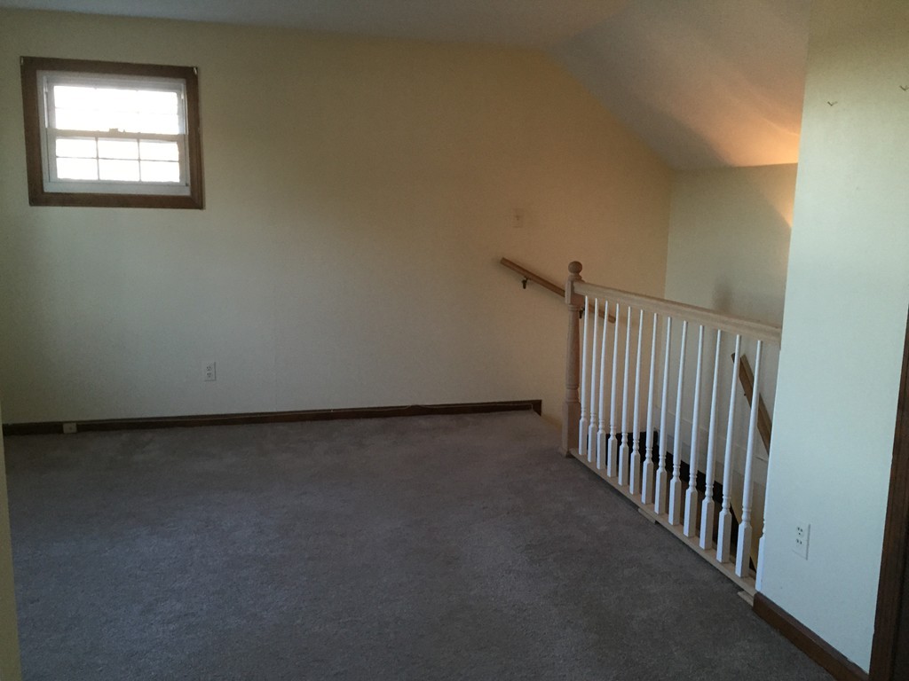 169 Cambria Street Springfield, MA 01118 - Photo 12 of 13 Gallery Image 12