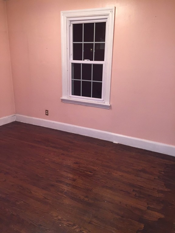 169 Cambria Street Springfield, MA 01118 - Photo 9 of 13 Gallery Image 9
