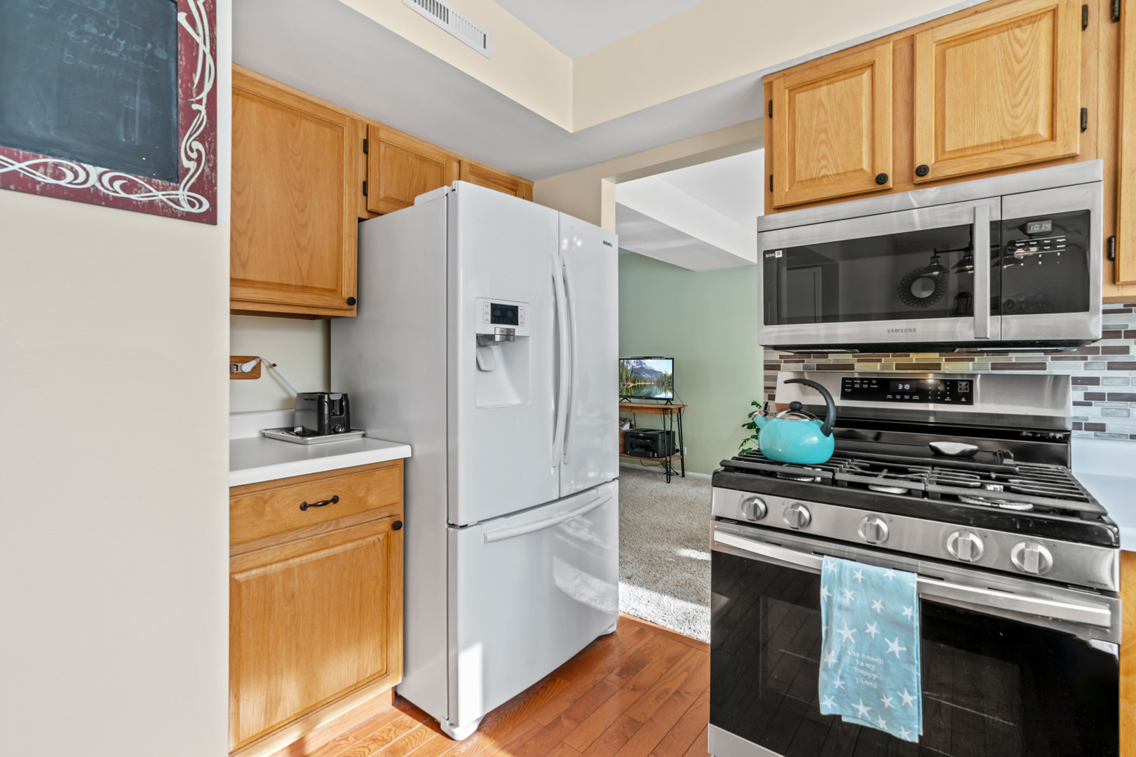 39 Mohawk Street Cary, IL 60013 - Photo 11 of 32 Gallery Image 11