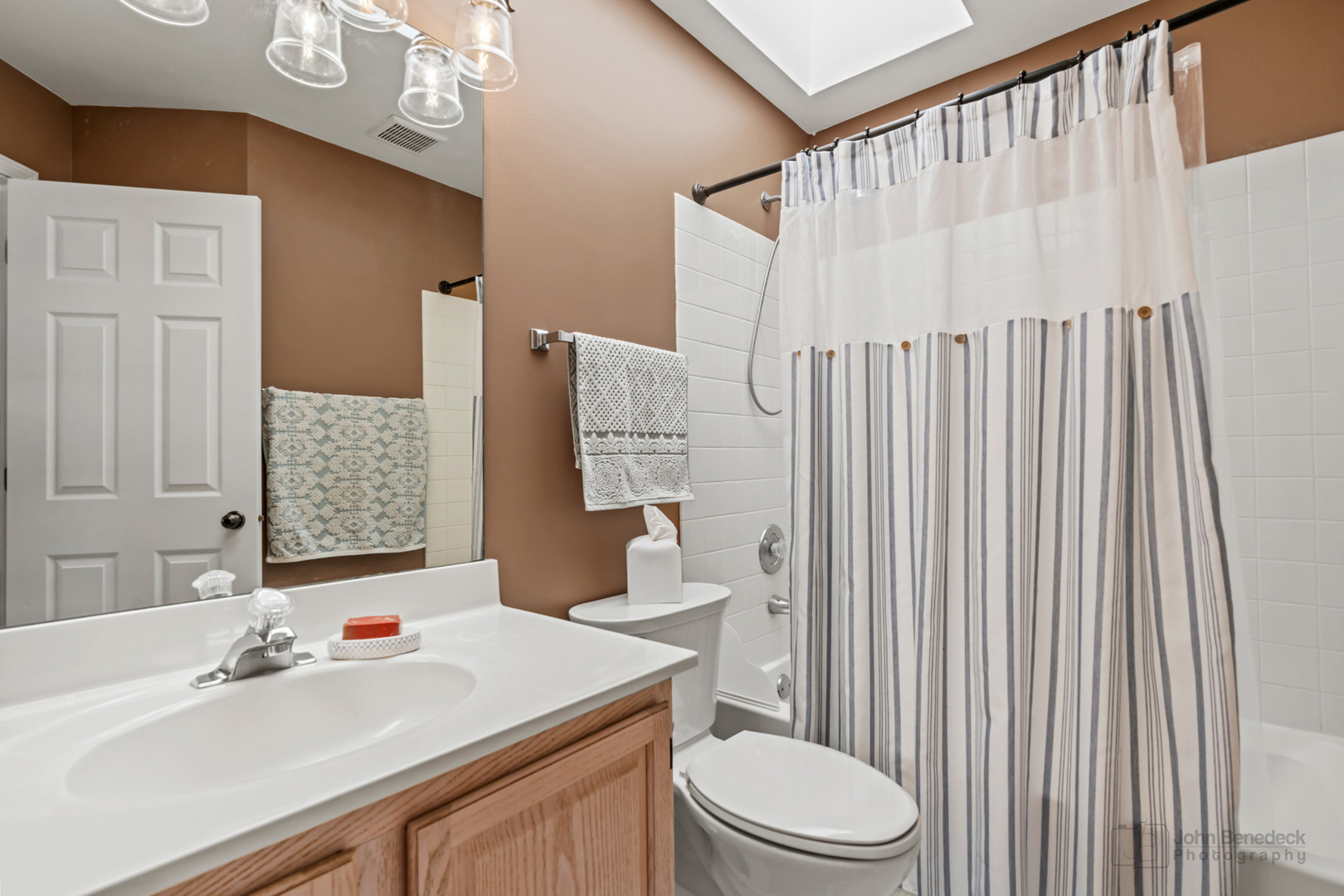 39 Mohawk Street Cary, IL 60013 - Photo 26 of 32 Gallery Image 26