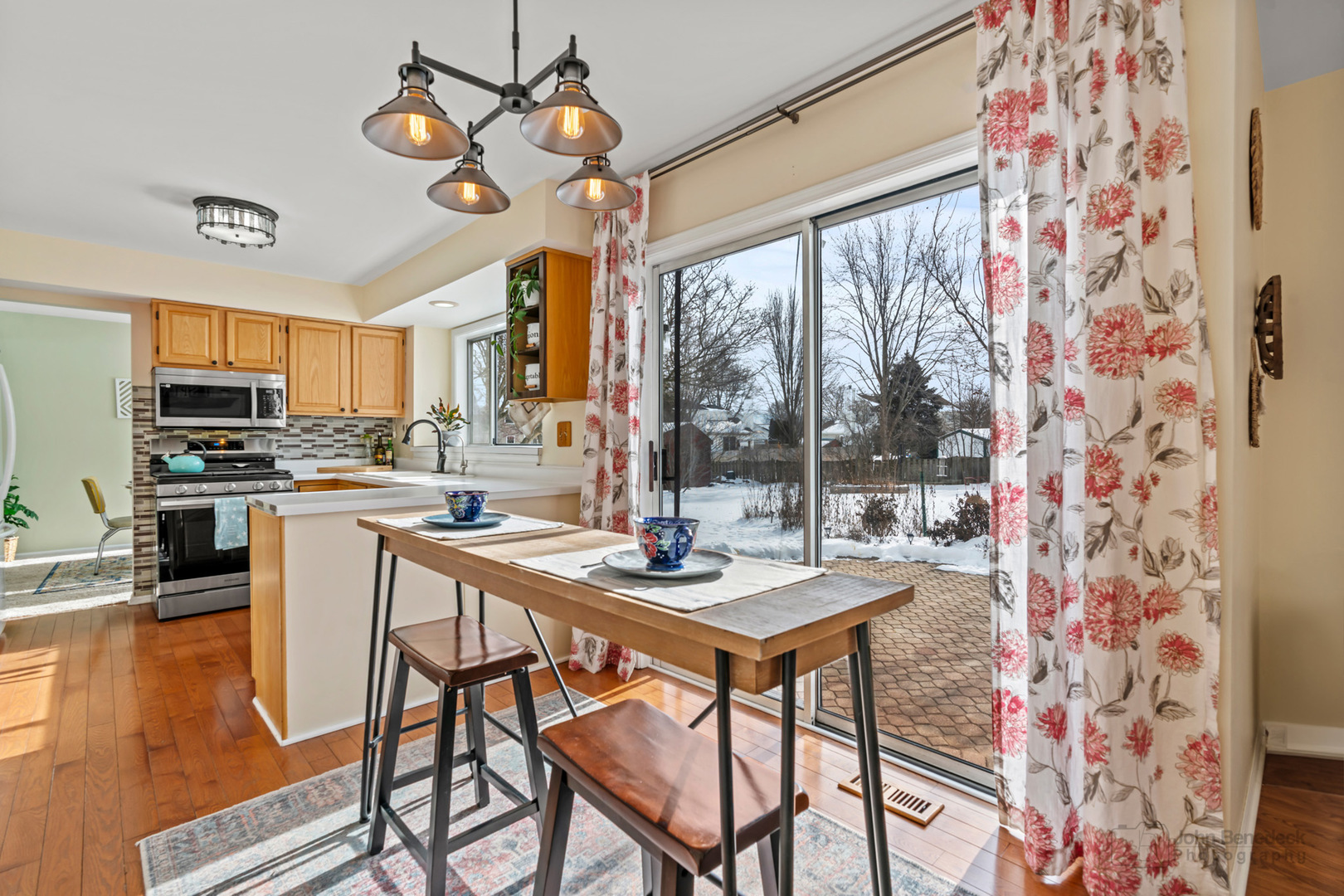 39 Mohawk Street Cary, IL 60013 - Photo 9 of 32 Gallery Image 9