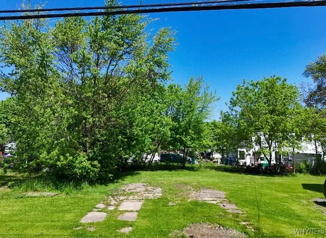 $12,500 | 90 Girard Place, Buffalo, NY 14211