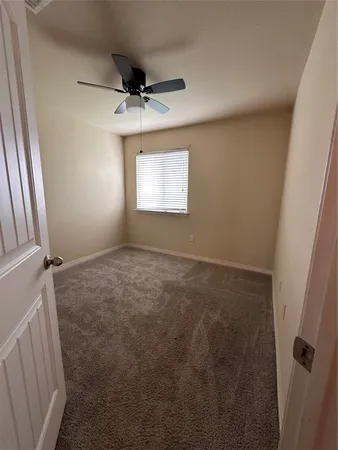 $2,400 | 207 Liard River Road, Hutto, TX 78634