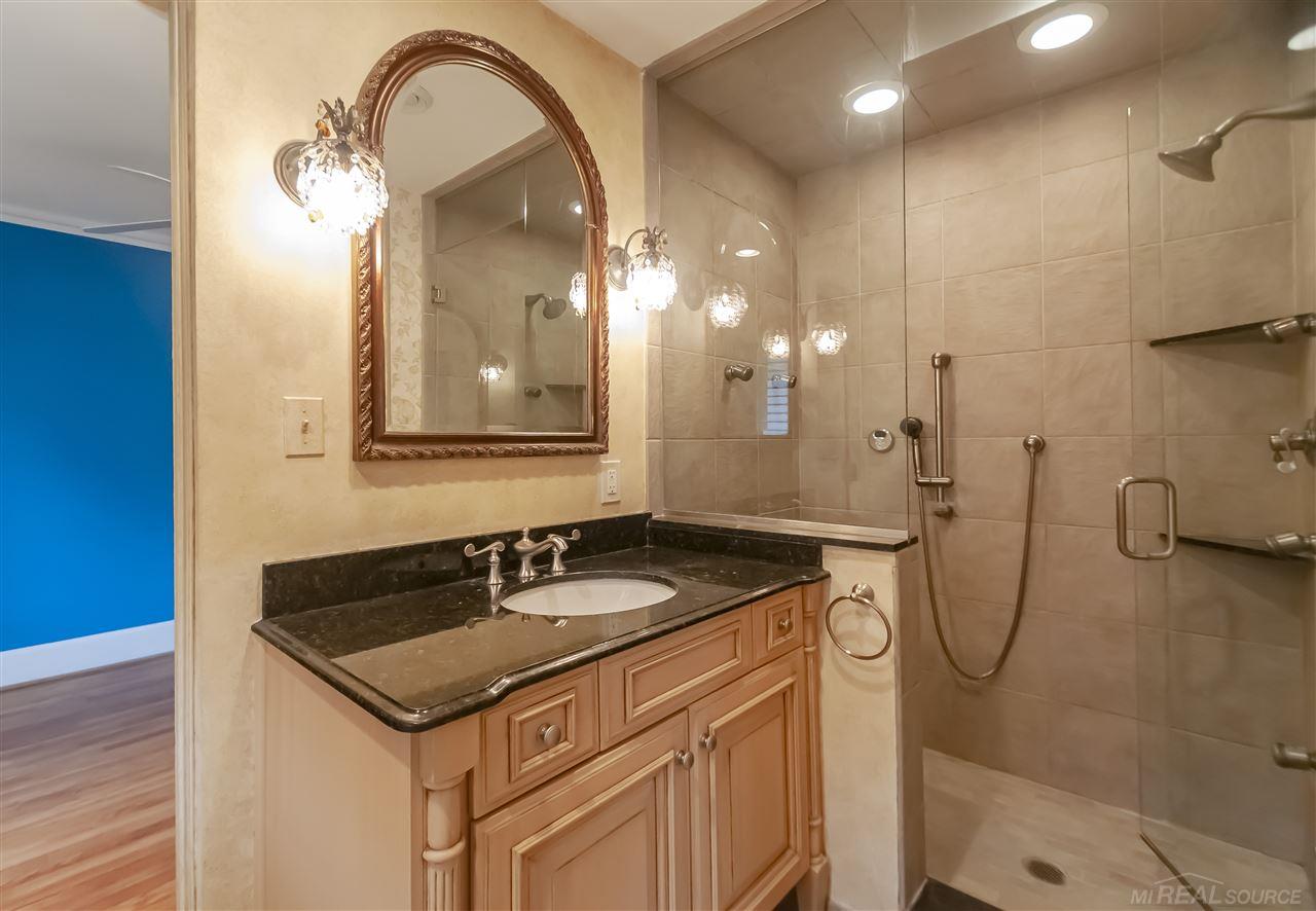 762 Bedford Road Grosse Pointe Park, MI 48230 - Photo 39 of 57