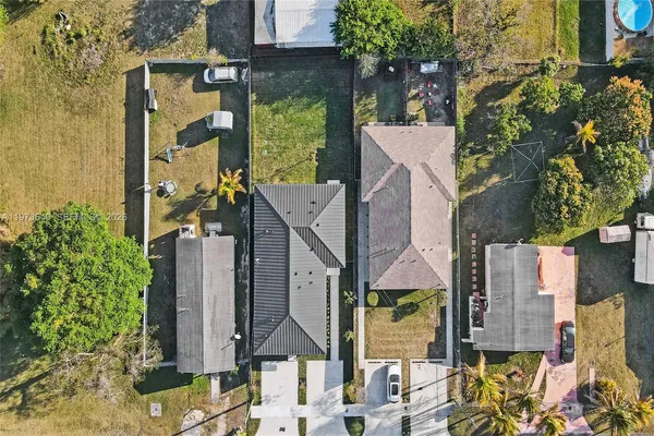 an aerial view of multiple house