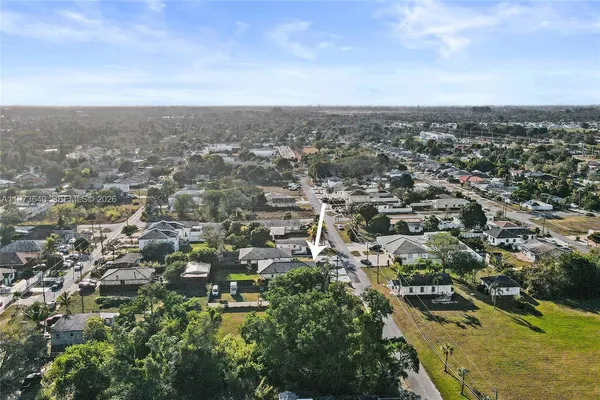 $2,850 | 12120 Southwest 219th Street, Unit A, Miami, FL 33170