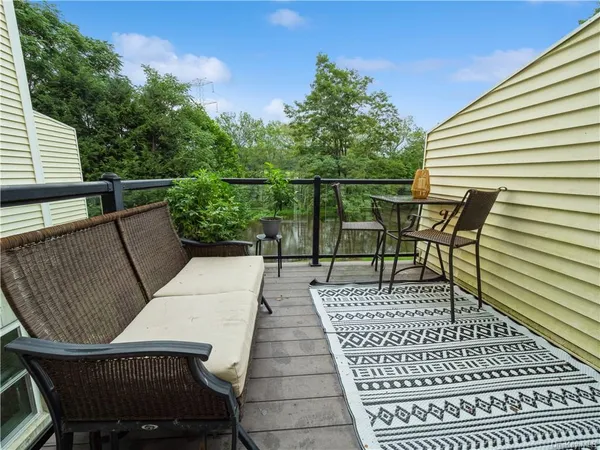 $1,200,000 | 6-8 Wilbur Road, Pleasant Valley, NY 12569