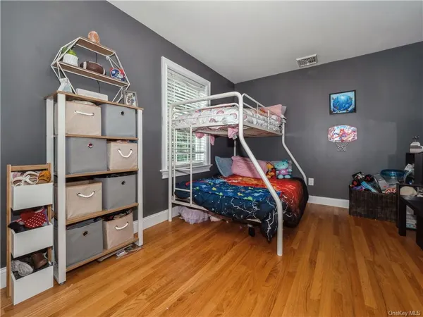 $1,200,000 | 6-8 Wilbur Road, Pleasant Valley, NY 12569